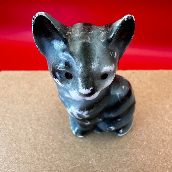 VTG KITTY BLUE BLACK TIGER CAT, PORCELAIN JAPAN FIGURINE, BLACK EYES, 2,75" - Picture 2 of 5